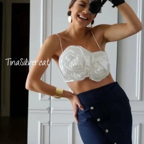 BLOGGER'S FAVE! Zara Floral Appliqué Crop Top White NWT - Picture 8 of 17